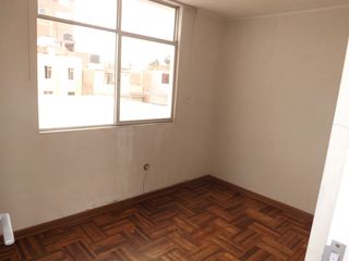 Foto 29 de Casa de 2 pisos más azotea, jardín interior, 5 dormitorios