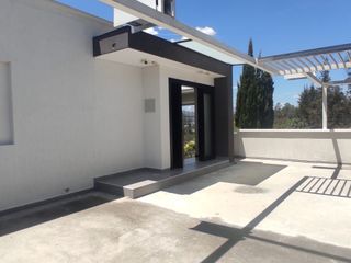 CASA EN VENTA DE OPORTUNIDAD SECTOR RANCHO SAN FRANCISCO