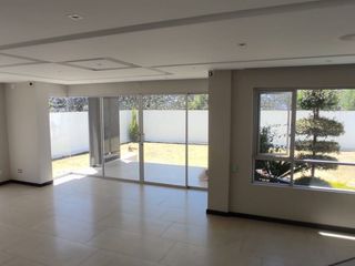 CASA EN VENTA DE OPORTUNIDAD SECTOR RANCHO SAN FRANCISCO