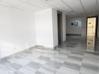 Alquilo Oficina 88.34m² estrene Edificio Platinum 2, C.C. El Dorado
