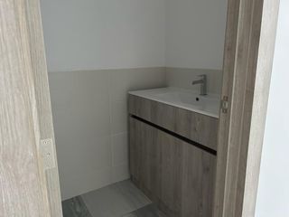 Foto 4 de vENTA DE 2 OFICINAS DE 44 Y 41 M2 EN PLATINUM DIAGONAL AL CC EL DORADO