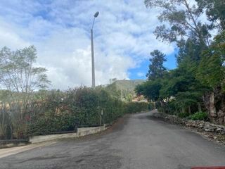 Lujosa villa en venta por estrenar Urb. Privada Panamericana Norte Challuabamba