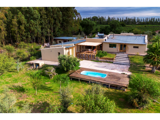 Foto 8 de Increíble casa en el corazón de Mendoza, ideal turismo o vivienda - 4 ha y 480 m2 cubiertos