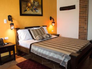 SE VENDE HOTEL UBICADO EN HONDA TOLIMA, COLOMBIA.