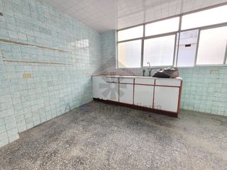 Foto 11 de ALQUILER DE EDIFICIO EN ESQUINA Y EN EL CENTRO DE CHICLAYO