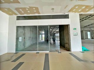 Foto 1 de VENTA LOCAL COMERICAL EN PEÑALISA MALL, RICAURTE, CUNDINAMARCA, COLOMBIA L212