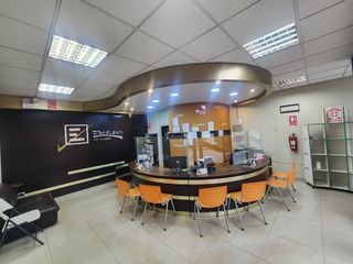 Foto 2 de ¡VENTA LOCAL COMERCIAL 1,327 M2 CON DOS FRENTES EN ZONA CÉNTRICA DE HUANCAYO!