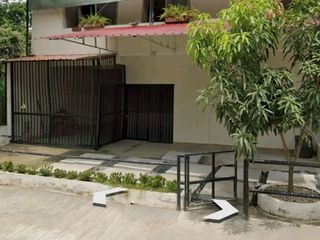 Foto 1 de VENTA DE CASA EN APULO CUNDINAMARCA CON 2 APARTAMENTOS Y LOCAL COMERCIAL SOBRE LA VIA A GIRARDOT
