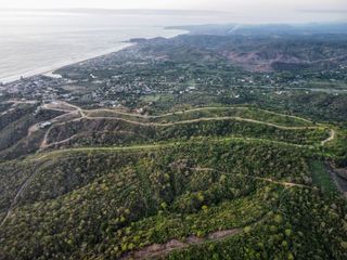 Lote de 781,46 m2 de oferta en manglaralto