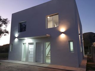 Foto 1 de VENTA DE DUPLEX EN JUANA KOSLAY, SAN LUIS