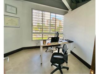 Foto 1 de Oficina en Venta en Pinares