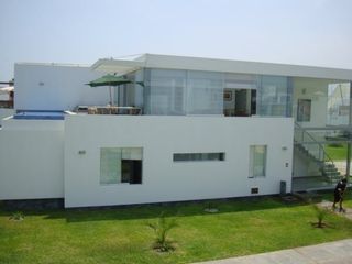 Foto 4 de Venta de casa linda casa  club de playa las arenas