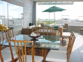 Foto 3 de Venta de casa linda casa  club de playa las arenas