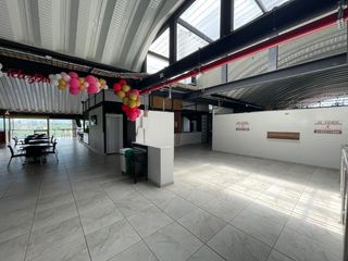 Local en venta - Mall Centenario
