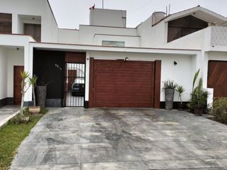 Foto 1 de VENDO BELLA CASA EN BRISAS