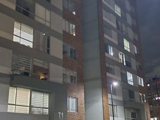 Foto 2 de HAYUELOS ARRIENDO AMOBLADO/Disponible desde 14 marzo 2025