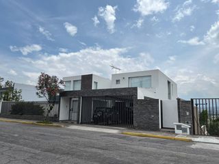 Foto 2 de CUMBAYÁ DEPARTAMENTO EN RENTA 345 M2 CON PISCINA
