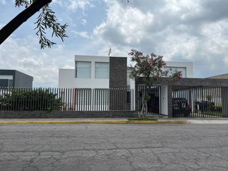 Foto 1 de CUMBAYÁ DEPARTAMENTO EN RENTA 345 M2 CON PISCINA