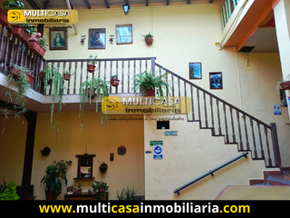 Venta Amplio Hostal Amoblado En El Centro Histórico De Cuenca, Ecuador