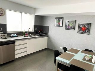 Foto 4 de VENDO DÚPLEX EN URB. LA AURORA, MIRAFLORES