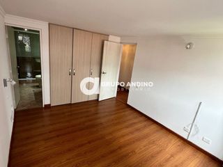 Se Vende Apartamento en el Conjunto Residencial Plaza Vallarta - Bogotá