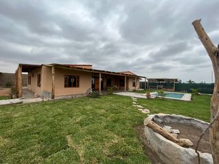 Foto 2 de Venta de Casa de Campo en Condominio Nuevo - Chincha, El Carmen