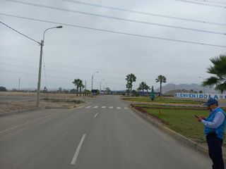 Venta de terreno de 7,260 m2, en US$ 580,000, se encuentra en el Complejo Industrial La Chutana, ubicado a la altura del Km 67 de la Panamericana Sur en Chilca.(jguardado)