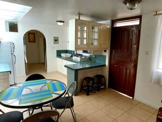 Foto 1 de Arriendo pequeña suite sector Bicentenario, calle San Lorenzo