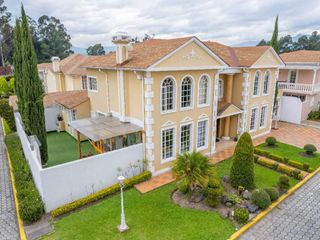 🏡CASA EN VENTA - CONOCOTO CONJUNTO LONDONFILD