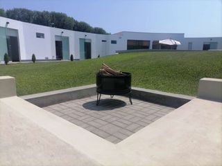 Foto 2 de Se Vende Amplia Casa De Campo En Cañete Imperial