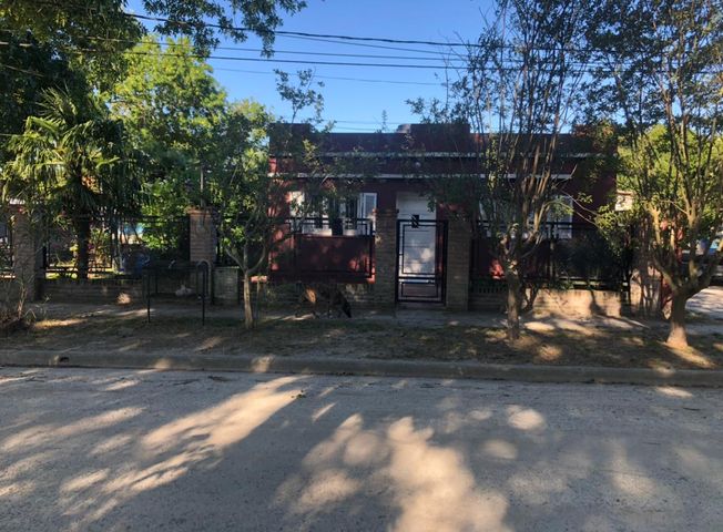 place photo 18