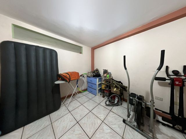 VENTA DPTO BIEN UBICADO  Av. Quito 3er piso con parqueadero,5 esquinas ideal para Oficinas