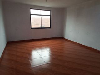 SE ALQUILA ESPACIOSO Y BONITO DEPARTAMENTO DE ESTRENO