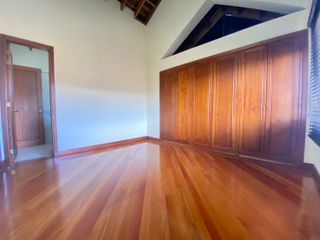 SE ARRIENDA O VENDE CASA EN CHIA VARIANTE