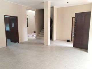 Foto 18 de Amplia Villa Sur de Guayaquil VENDO de oportunidad.  ciudadela cerrada