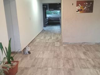 VENDO CASA EN 109 VIVIENDAS - PLOTTIER