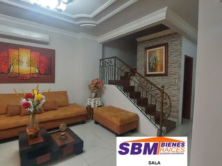 Foto 4 de CASA DE VENTA EN LAS CRUCITAS, AV. ALEJANDRO CASTRO BENITEZ, PROVIDENCIA, MACHALA