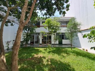 Foto 17 de VENDO CASA DE 2 PISOS EN BARRANCO- A MEDIA CDRA DEL MALECON -  ZONA RESIDENCIAL Y TRANQUILA- EXCELENTE UBICACION