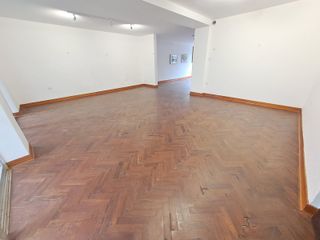 Foto 10 de VENDO CASA DE 2 PISOS EN BARRANCO- A MEDIA CDRA DEL MALECON -  ZONA RESIDENCIAL Y TRANQUILA- EXCELENTE UBICACION