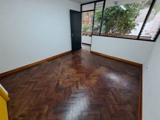 Foto 48 de VENDO CASA DE 2 PISOS EN BARRANCO- A MEDIA CDRA DEL MALECON -  ZONA RESIDENCIAL Y TRANQUILA- EXCELENTE UBICACION