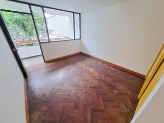 Foto 50 de VENDO CASA DE 2 PISOS EN BARRANCO- A MEDIA CDRA DEL MALECON -  ZONA RESIDENCIAL Y TRANQUILA- EXCELENTE UBICACION