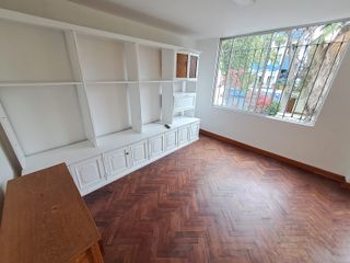 Foto 34 de VENDO CASA DE 2 PISOS EN BARRANCO- A MEDIA CDRA DEL MALECON -  ZONA RESIDENCIAL Y TRANQUILA- EXCELENTE UBICACION