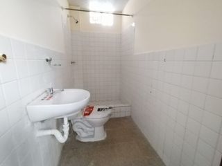 Foto 36 de CASA DE VENTA,  EN CDLA. SAMANES 1 , NORTE DE GUAYAQUIL
