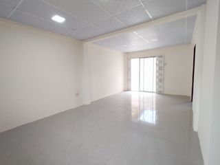 Foto 16 de CASA DE VENTA,  EN CDLA. SAMANES 1 , NORTE DE GUAYAQUIL