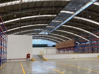 Foto 2 de ALQUILER DE ESPACIO EN ALMACÉN (CENTRO DE DISTRIBUCIÓN)