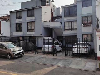 Foto 1 de CALLE BURGOS 1 piso 1 1RA ETAPA  MAYORAZGO ATE