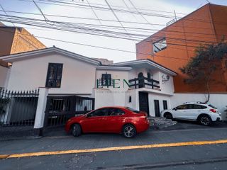 Casa en venta en Pedro de Osma Barranco, frente al mejor restaurante de Lima Central