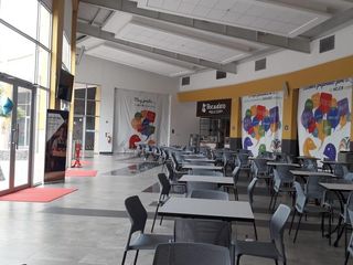 Foto 2 de Vendo Local Comercial Para Restaurante Cafeteria Peña Bar Etc Norte de Guayaquil
