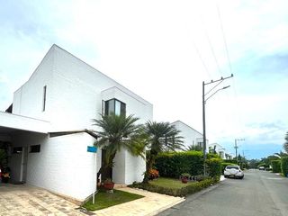 Foto 12 de ARRIENDO CASA EN LA MORADA A LAS AFUERAS DE CALI VALLE DEL CAUCA
