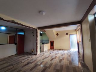 Foto 6 de CASA 3 PISOS EN VENTA 158 M2 HUAYCÁN - ATE